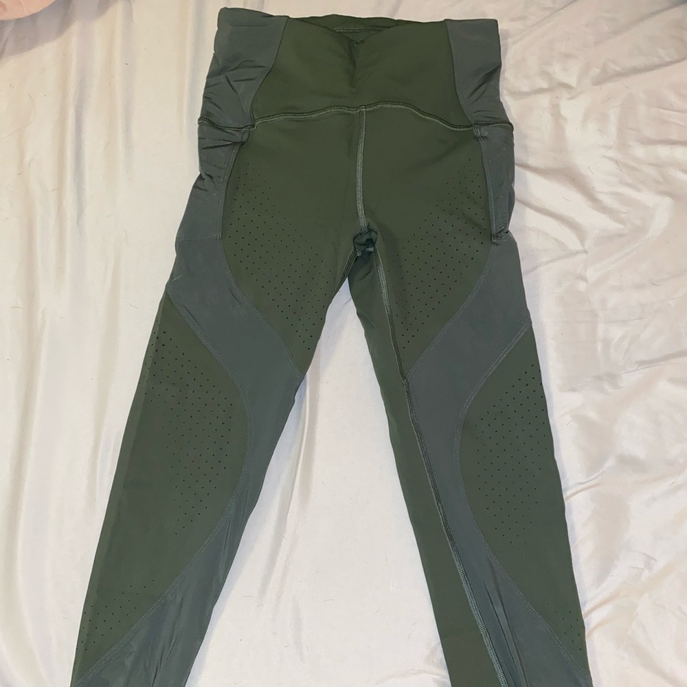 Lululemon Stronger As One Legging